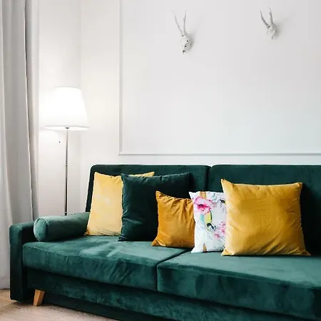 City Roxy Apartment *